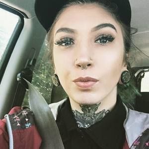 Meet your Posher, Tiara